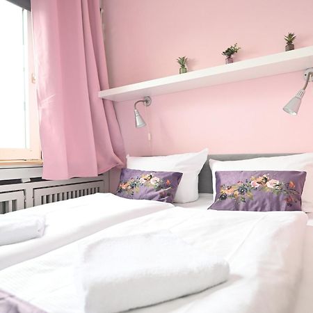 Self Check In City Hostel Nordstern Есен Екстериор снимка