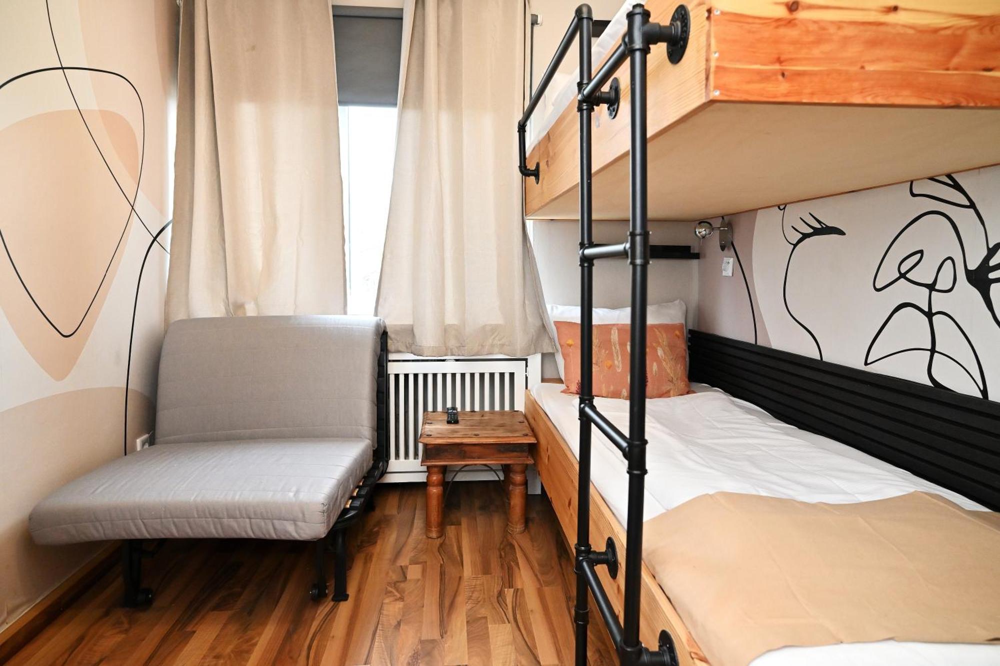Self Check In City Hostel Nordstern Есен Екстериор снимка